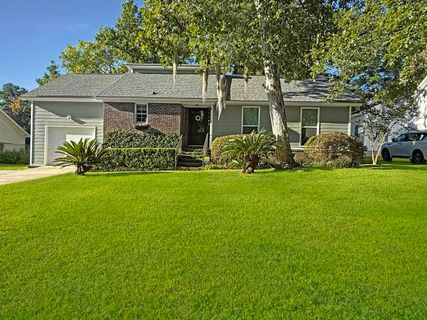 121 Sawmill Drive