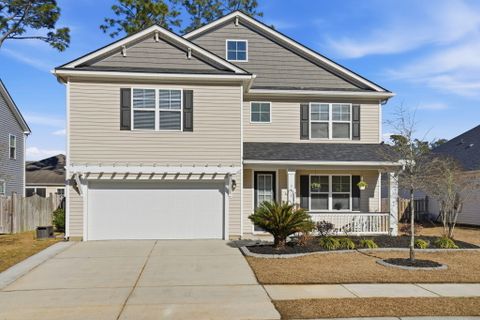711 Kilarney Road active home in Pine Forest, Summerville, SC