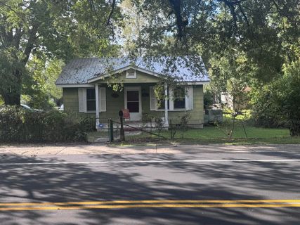 808 W 1st Street