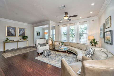 1421 Rosewood Lane