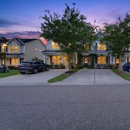 9086 Parlor Drive