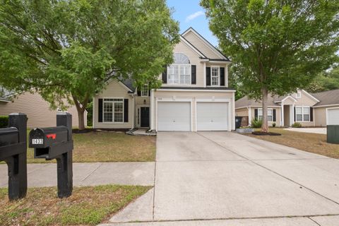 1432 Water Edge