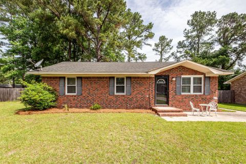 111 Fripp Lane active home in Palmetto Park, Summerville, SC