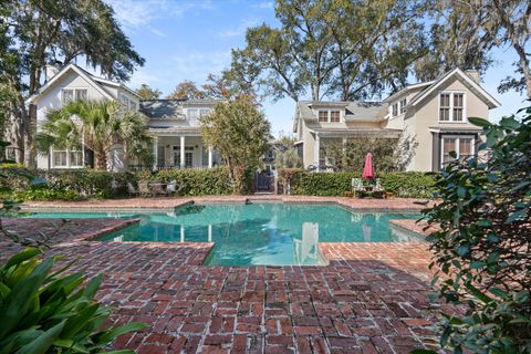 2023 Ashwood Circle