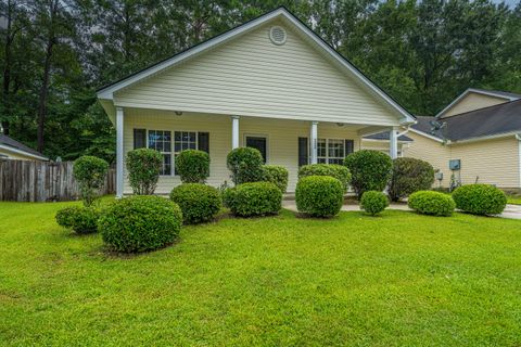 252 Trickle Drive active home in Bradford Chase, Summerville, SC