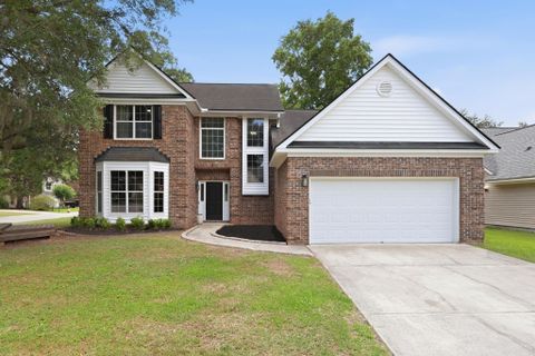 8528 Falling Leaf Lane active home in Whitehall, North Charleston, SC