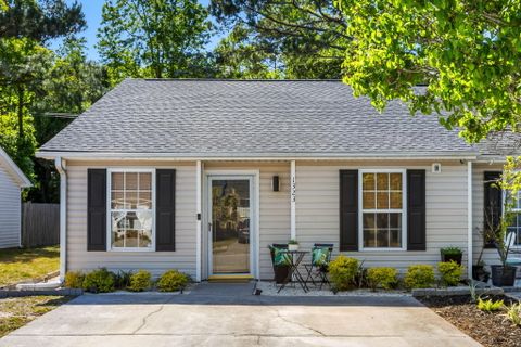 1323 Pinnacle Lane