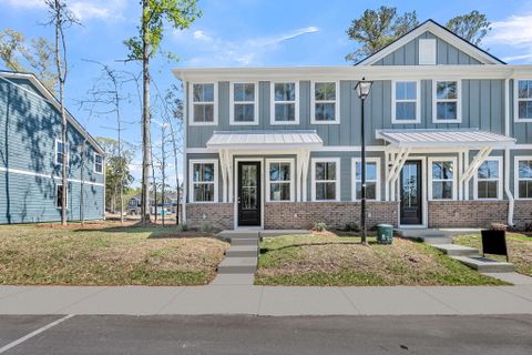 473 Martins Creek Boulevard