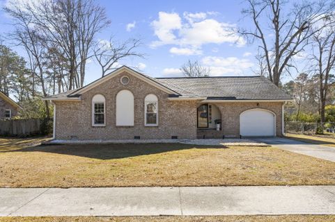 118 Bramwell Drive