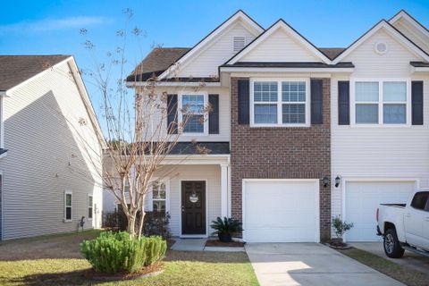 1067 Bennington Drive