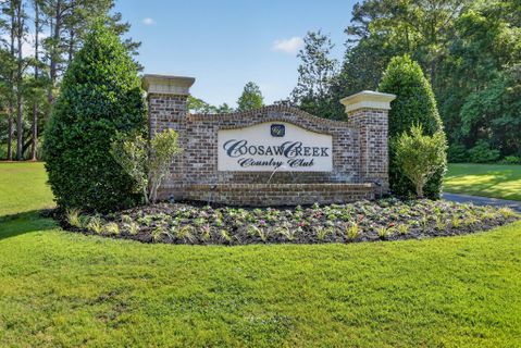 8631 Woodland Walk active home in Coosaw Creek Country Club, North Charleston, SC
