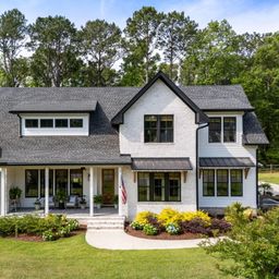 5009 Reese Lane