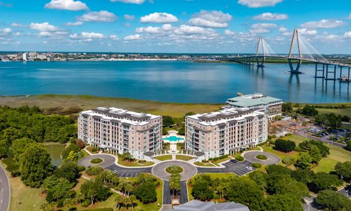 222 S Plaza Court active home in Renaissance On Chas Harbor, Mount Pleasant, SC