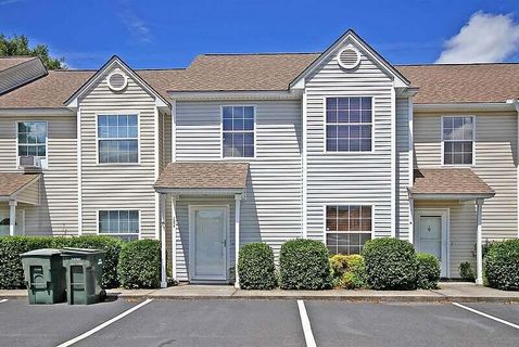 1403 Dove Run Drive B