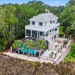 1604 Regimental Lane