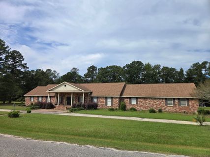 224 Country Club Boulevard