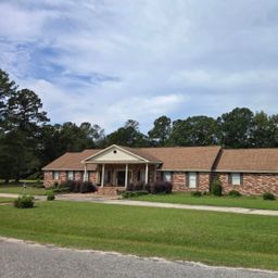224 Country Club Boulevard