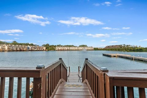 Homes in Lake Palmetto, North Charleston