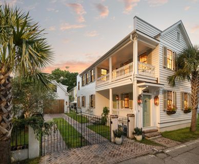 Previously sold for $2,595,000