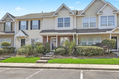 484 Doane Way active home in Beresford Commons, Wando, SC