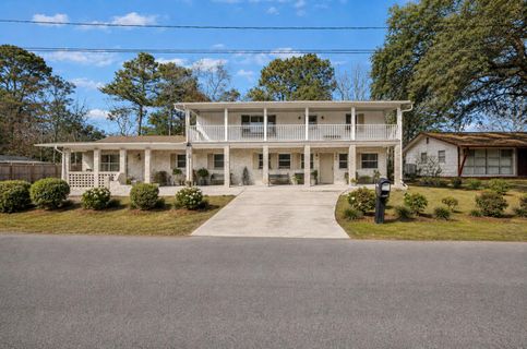 Homes in Sherwood Forest, Charleston