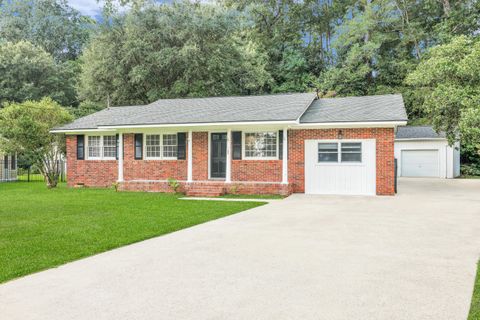 105 Bermuda Court