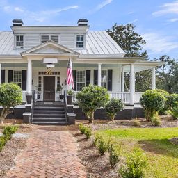 115 S Magnolia Street