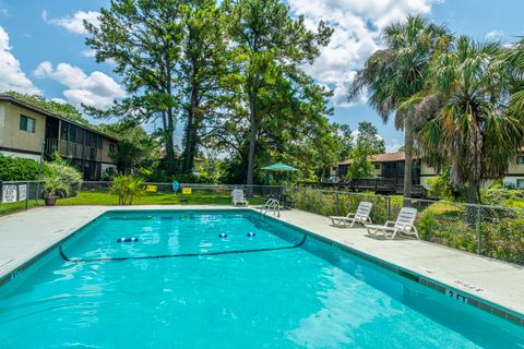 2935 Dove Haven Ct Court Unit G