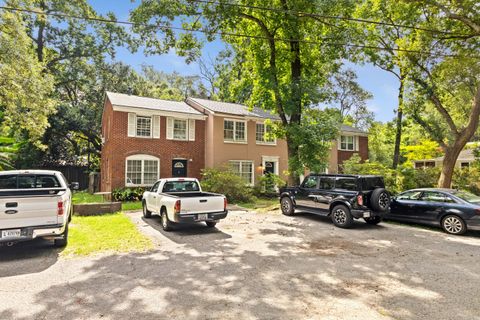 325 Tall Oak Avenue