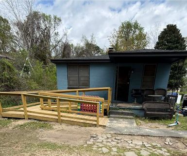 728 Eagle Street active home in Hobcaw, Mount Pleasant, SC