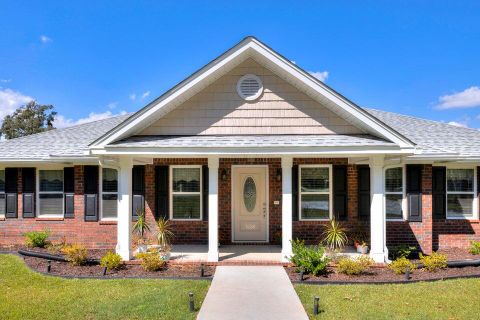 1228 Lesesne Drive