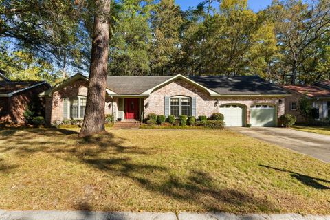 219 Runnymede Lane
