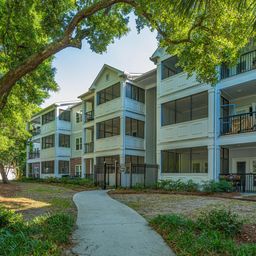 1025 Riverland Woods Place Apt 712