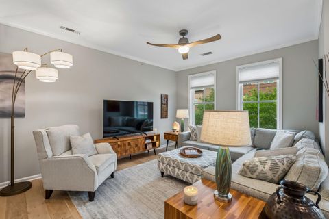 250 Seven Farms Drive 302