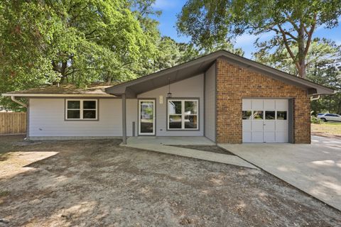 307 Canaberry Circle