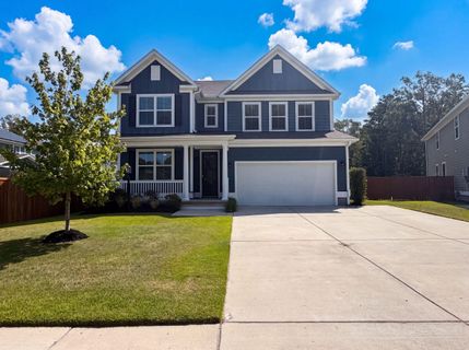 203 Plowden Mill Court active home in Drayton Oaks, Summerville, SC