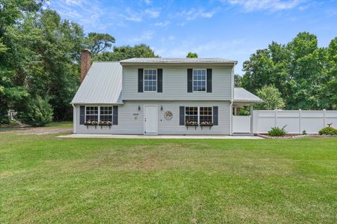 4339 Pinewood Circle