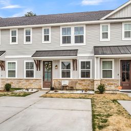 5112 Park Creek Avenue 5112