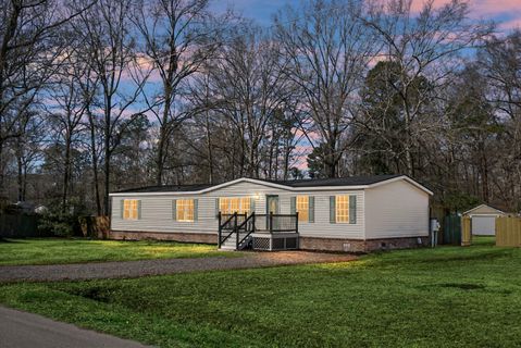 104 Dean Drive