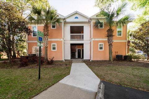 2216 Chatelain Way active home in Southampton Pointe, Mount Pleasant, SC