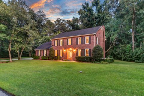 312 E Shepard Lane