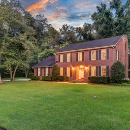 312 E Shepard Lane