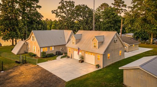 1039 Summerford Lane