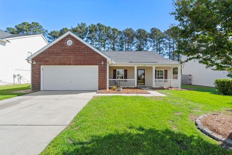 332 Southport Drive active home in Weatherstone, Summerville, SC