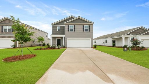 1055 Laurel Oaks Drive active home in Pineview North, Summerville, SC