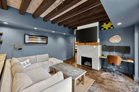 2 Francis Street D