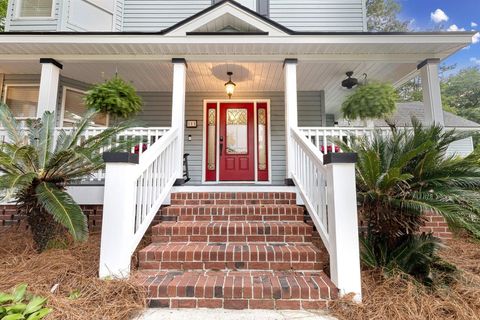 111 Long Bow Road