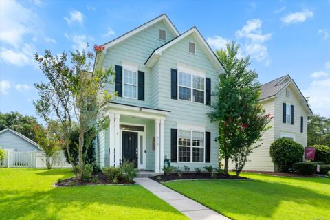 319 Pimpernel Street active home in White Gables, Summerville, SC
