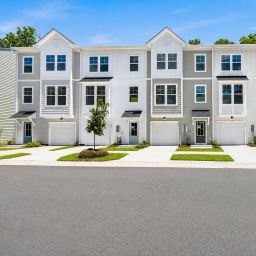 467 Caledon Court