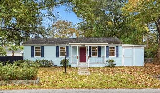 1855 Dogwood Road
